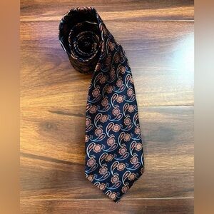 JOS A. BANK Silk Navy Paisley Design Tie Made In Italy